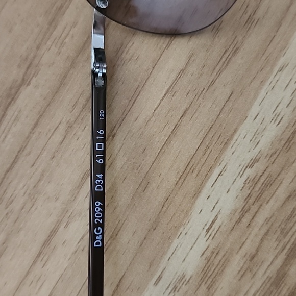 D&G pilot sunglasses - Picture 4 of 4